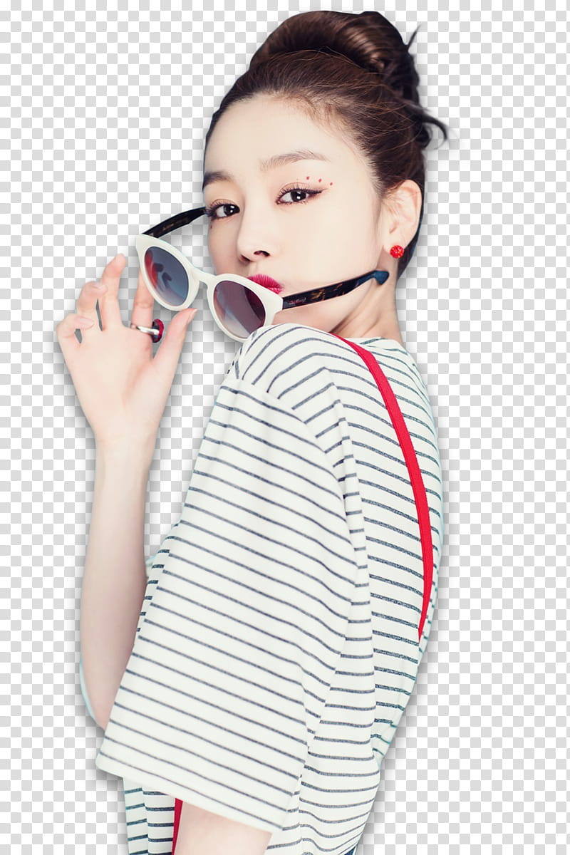 Secret  Sunhwa, woman wearing black and white top transparent background PNG clipart