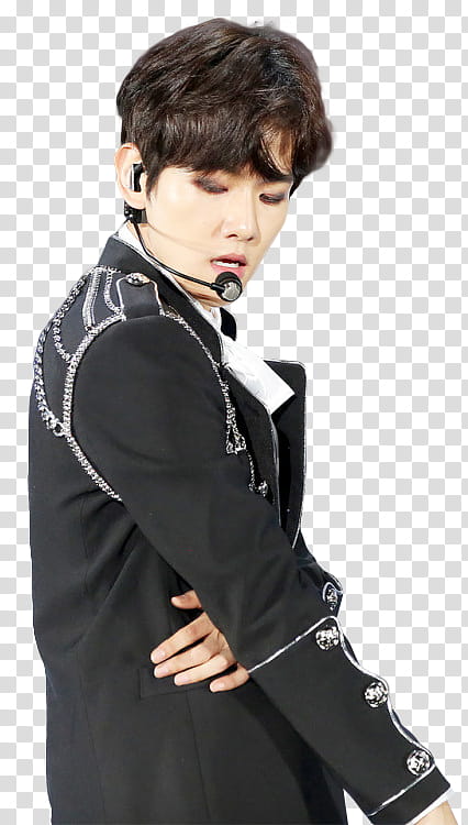 Baekhyun  Dream Concert , man using headset with arms on hip transparent background PNG clipart