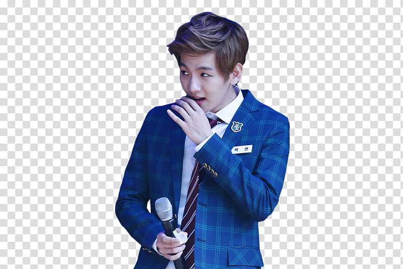 O BaekHyun EXO, man holding microphone transparent background PNG clipart