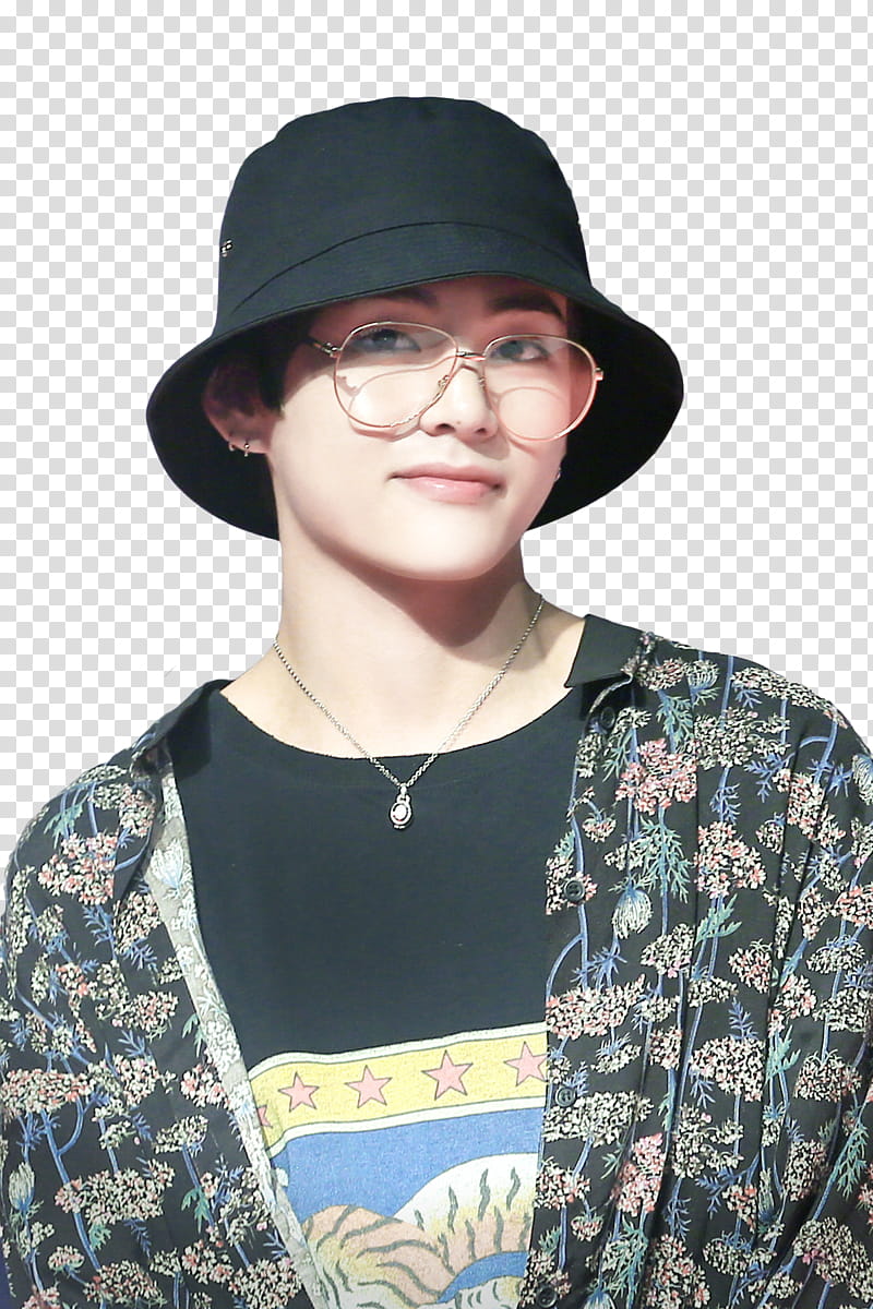 Taehyung BTS, man wearing black bucket hat transparent background PNG clipart