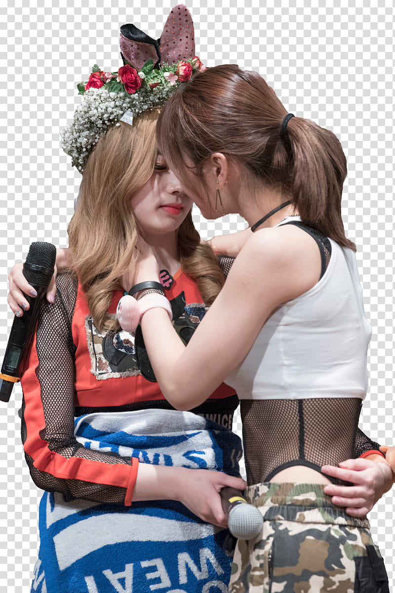 RENDER TWICE MOMO  s, Twice Momo hugging Twice Dahyun transparent background PNG clipart