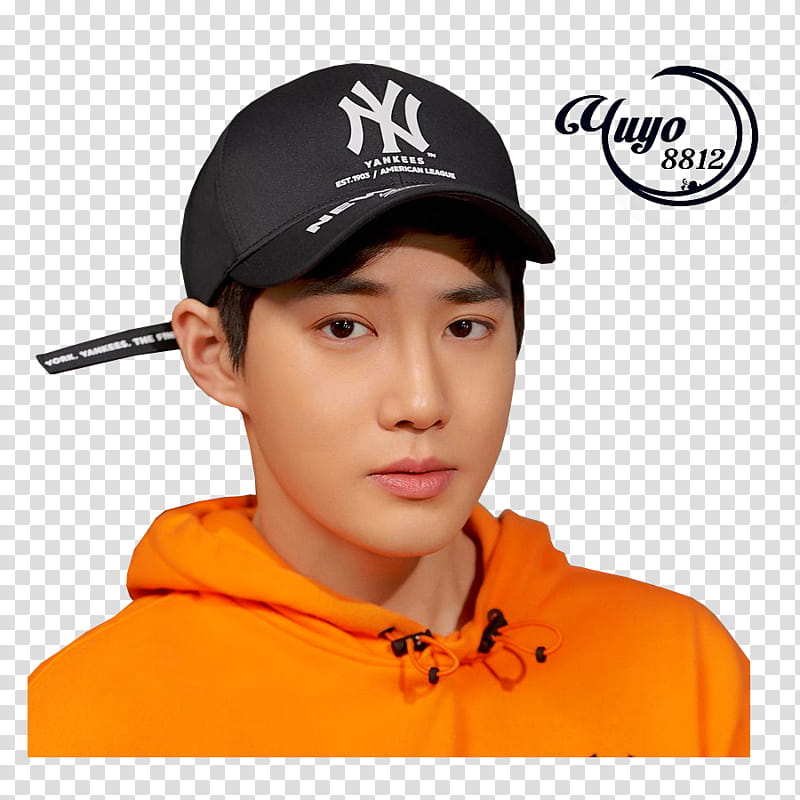 EXO MLB, man in black New York Yankees curved-brimmed cap transparent background PNG clipart