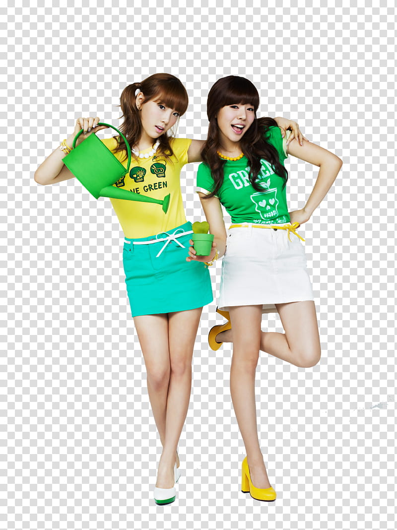 Taeyeon Sunny SNSD, woman holding green watering can transparent background PNG clipart