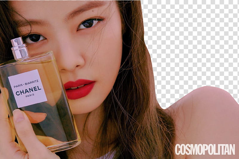 JENNIE BLACKPINK COSMOPOLITAN, woman holding Chanel perfume spray bottle transparent background PNG clipart