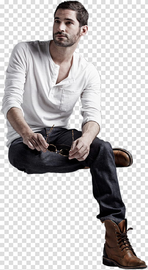 Tom Ellis, man wearing white Henley sweater transparent background PNG clipart