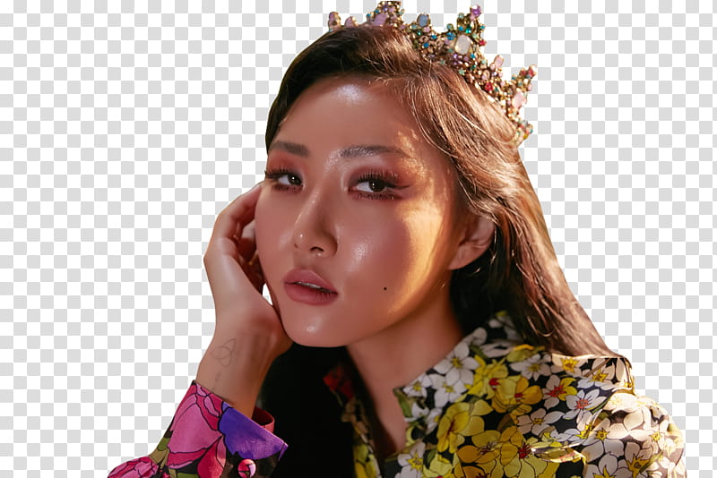 MAMAMOO RED MOON PT , woman wearing tiara transparent background PNG clipart