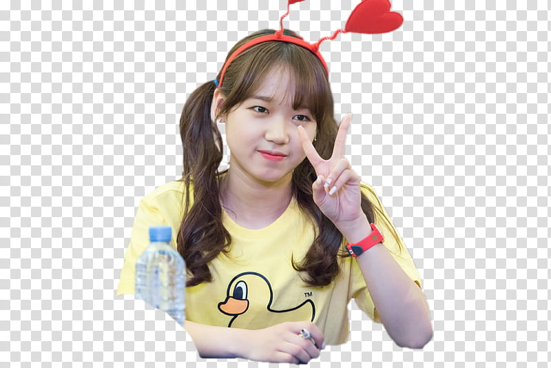 YooJung Produce IOI, woman wearying yellow duckling shirt while doing peace sign transparent background PNG clipart
