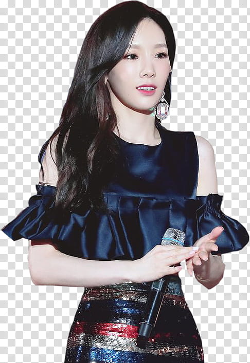 Kim Taeyeon SNSD, woman wearing black cold-shoulder top holding microphone transparent background PNG clipart