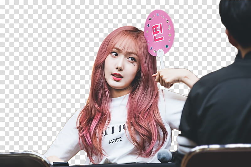 Sinb GFriend, woman holding hand fan transparent background PNG clipart