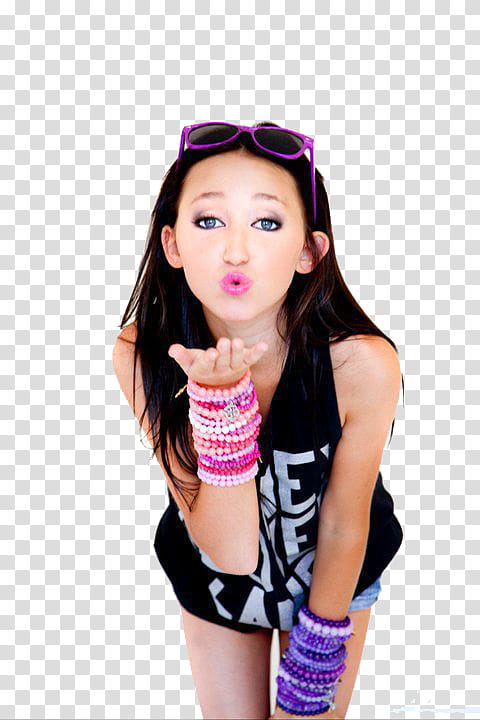 Noah Cyrus transparent background PNG clipart