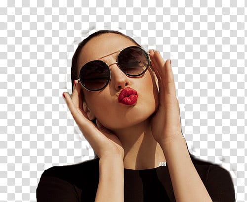 Gal Gadot in black top with sunglasses transparent background PNG clipart