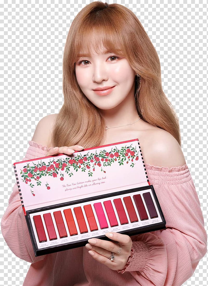 Red Velvet Etude House, woman holding eyeshadow palette transparent background PNG clipart
