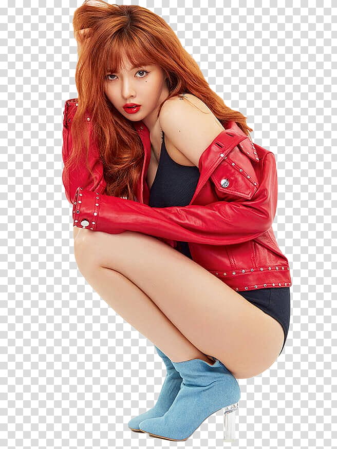 HyunA Elle Korea Magazine , woman squat while holding her hair transparent background PNG clipart