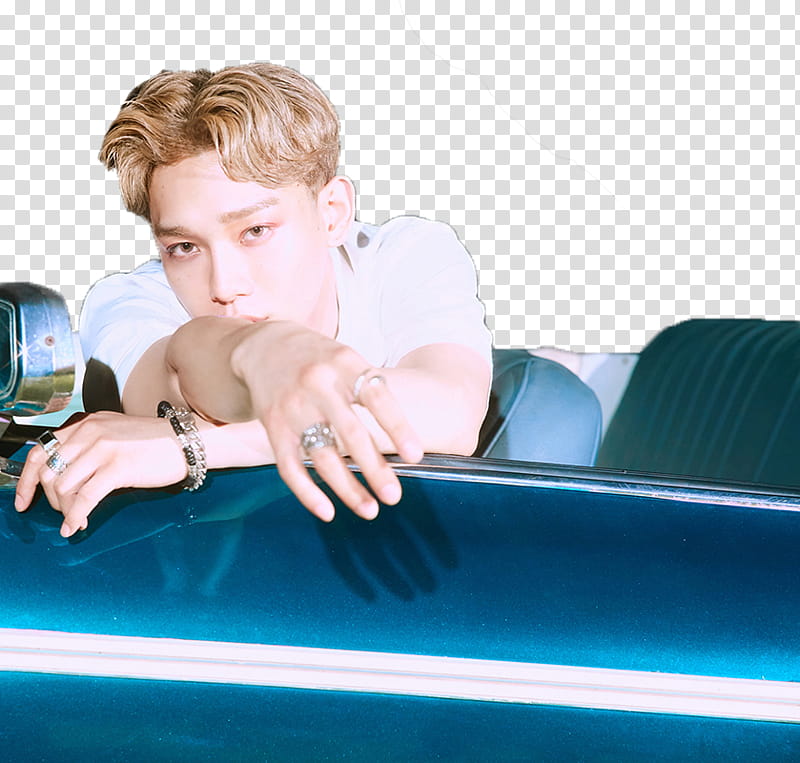 Chen EXO The War Ko Ko Bop S, man on blue car transparent background PNG clipart
