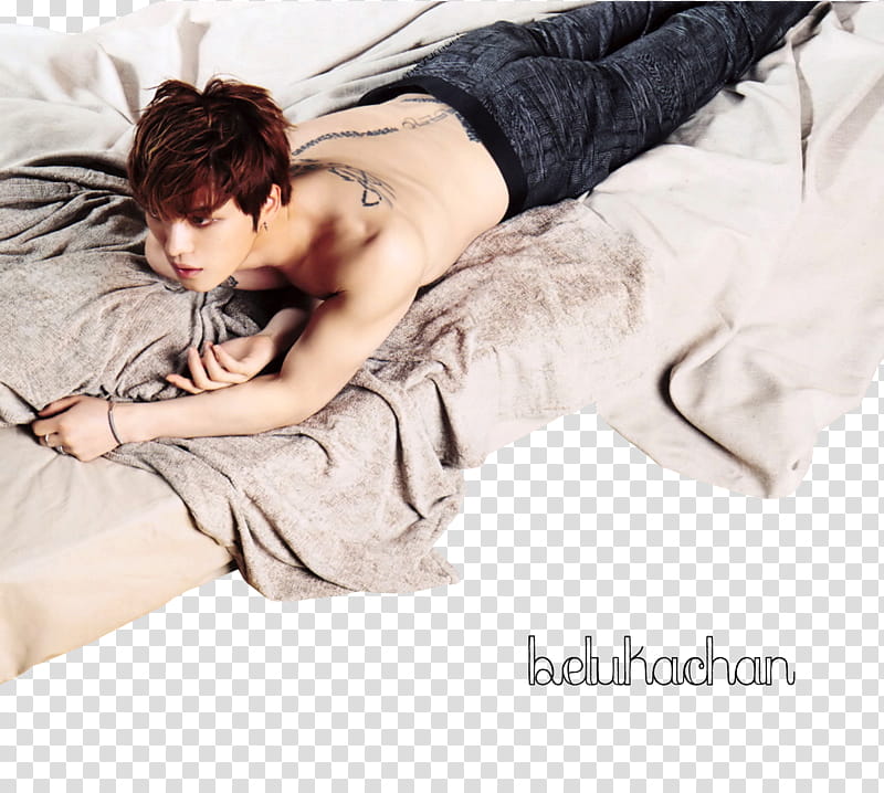 Jaejoong NoX, man lying on bed transparent background PNG clipart