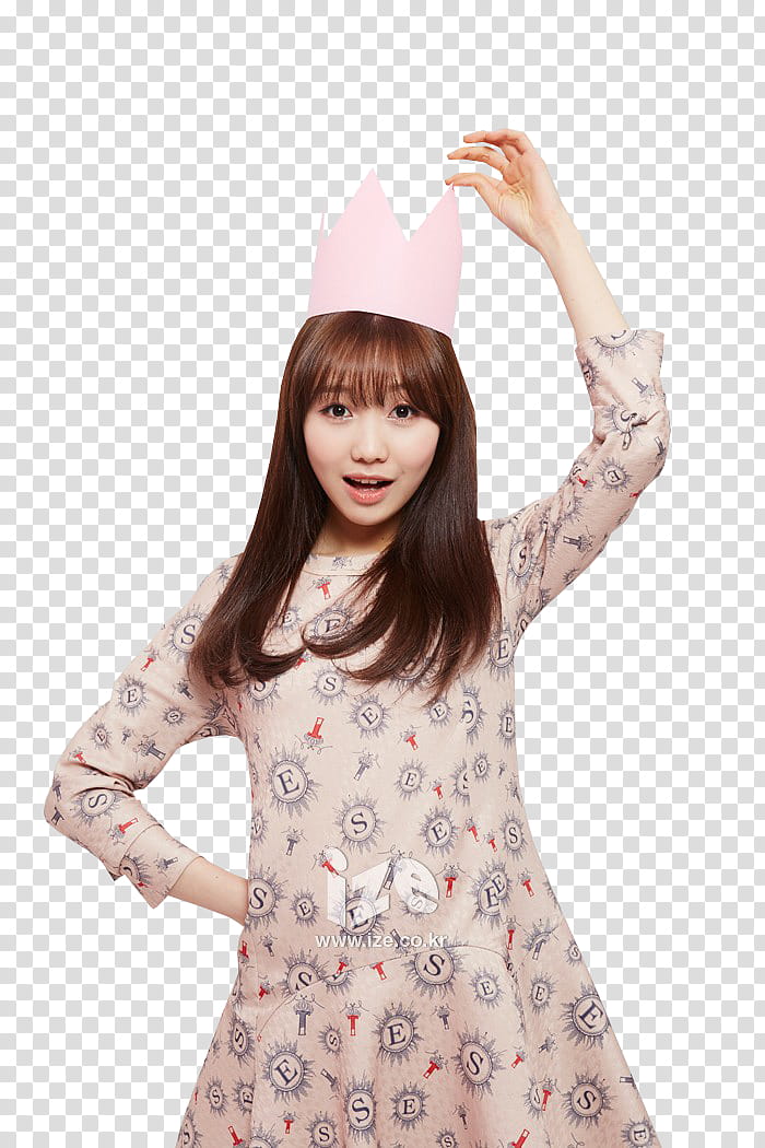 LOVELYZ FOR IZE MAGAZINE, woman wearing paper crown transparent background PNG clipart