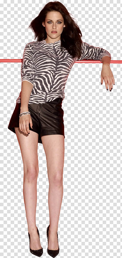 primer de resources, Kirstein Dunst wearing black and white zebra print shirt and black shorts transparent background PNG clipart