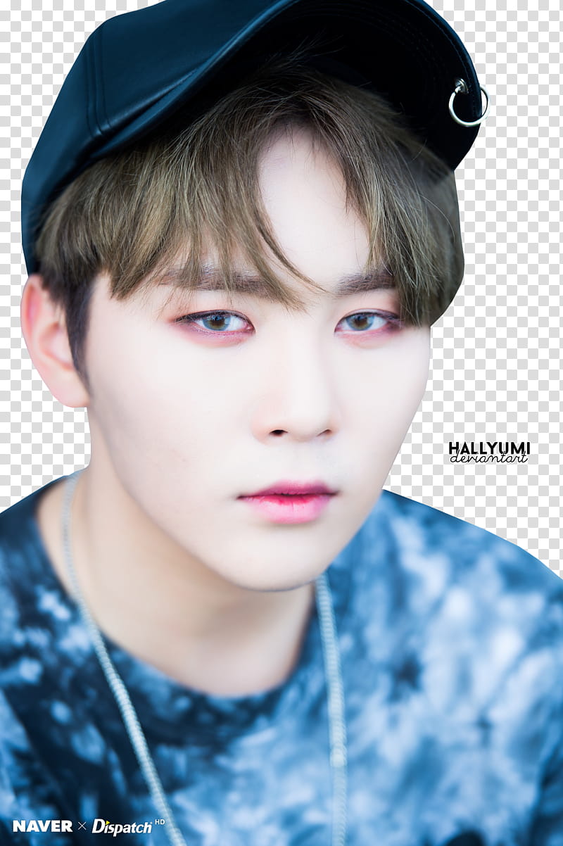 Seungkwan, man wearing blue-and-white crew-neck shirt and fitted cap transparent background PNG clipart