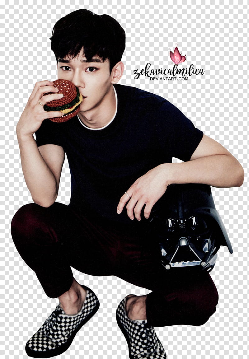 EXO Chen  Season Greetings, man in blue crew-neck shirt holding Darth Vader mask transparent background PNG clipart