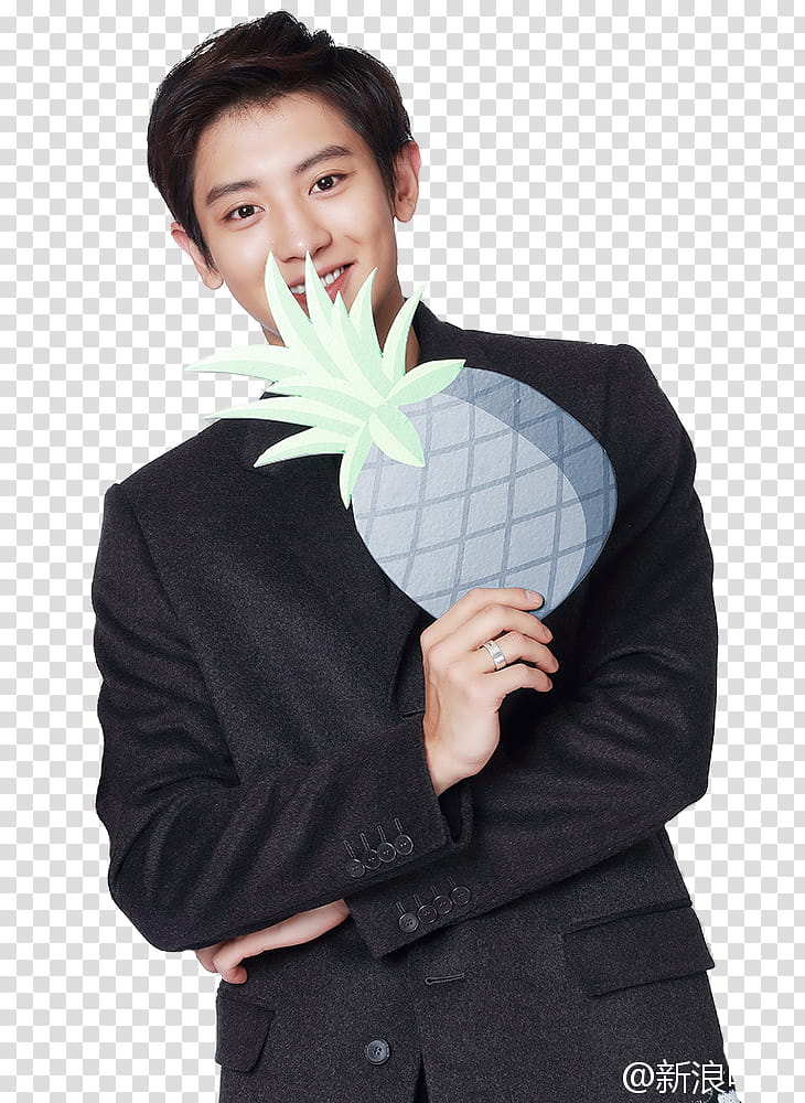 Park Chanyeol, person holding pineapple paper decor transparent background PNG clipart