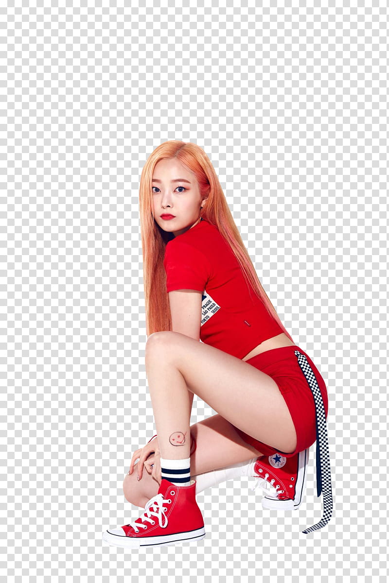 PRISTIN PRISTIN V, woman kneeling and wearing red shirt and shorts transparent background PNG clipart