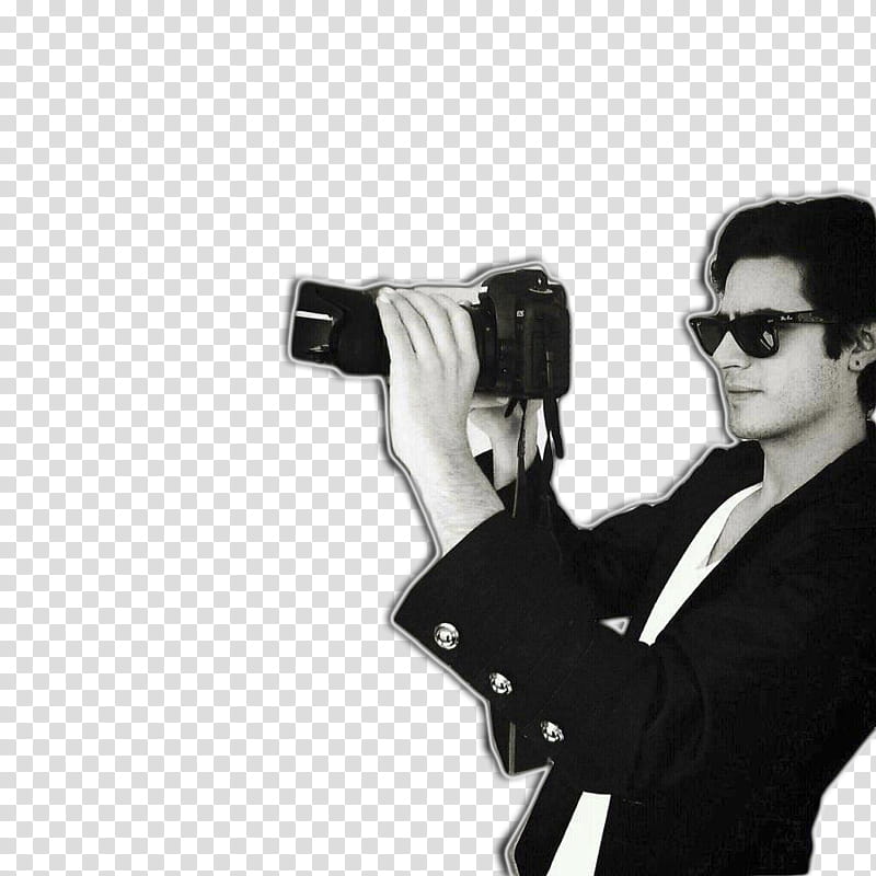 Macarena Achaga, grayscale of man holding camera transparent background PNG clipart