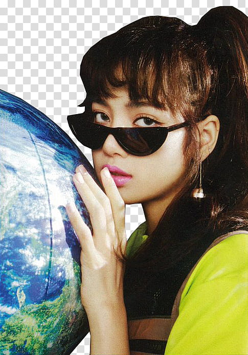 Lisa BLACKPINK NYLON JAPAN, woman with black sunglasses holding globe transparent background PNG clipart