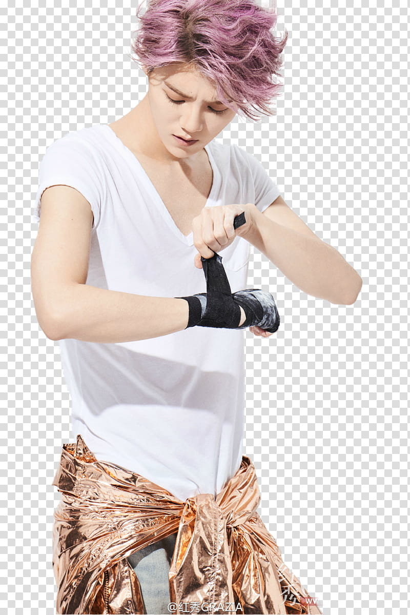 Luhan, man wrapping wrist band transparent background PNG clipart