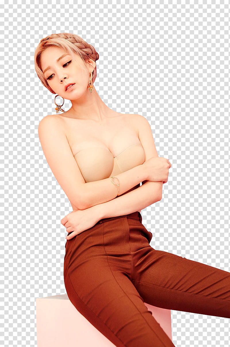 CHAE EUN, woman in beige crop top and brown bottoms sitting while crossing her arms transparent background PNG clipart