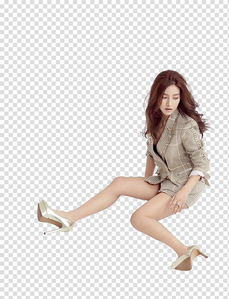 Equire Korea KimSoEun P, sitting woman in brown blazer transparent background PNG clipart