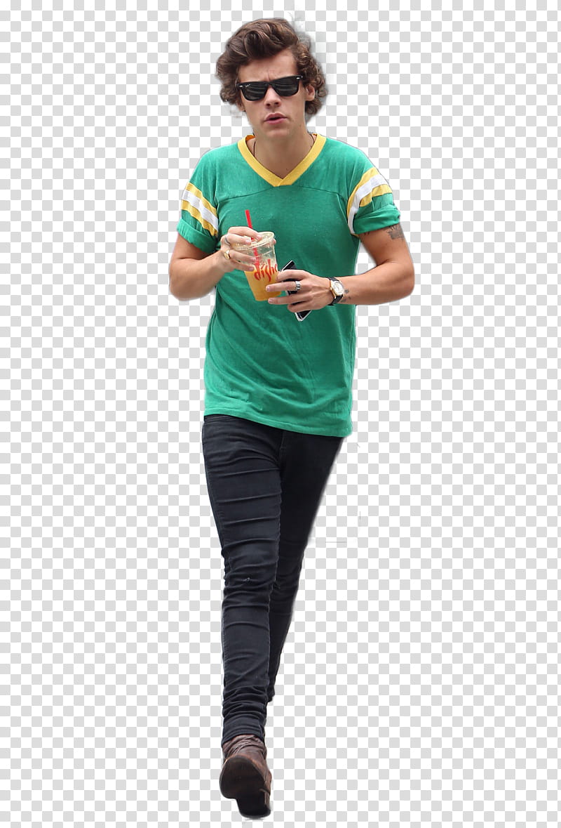 Harry Styles, Harry Styles in green and yellow shirt while holding clear disposable cup transparent background PNG clipart