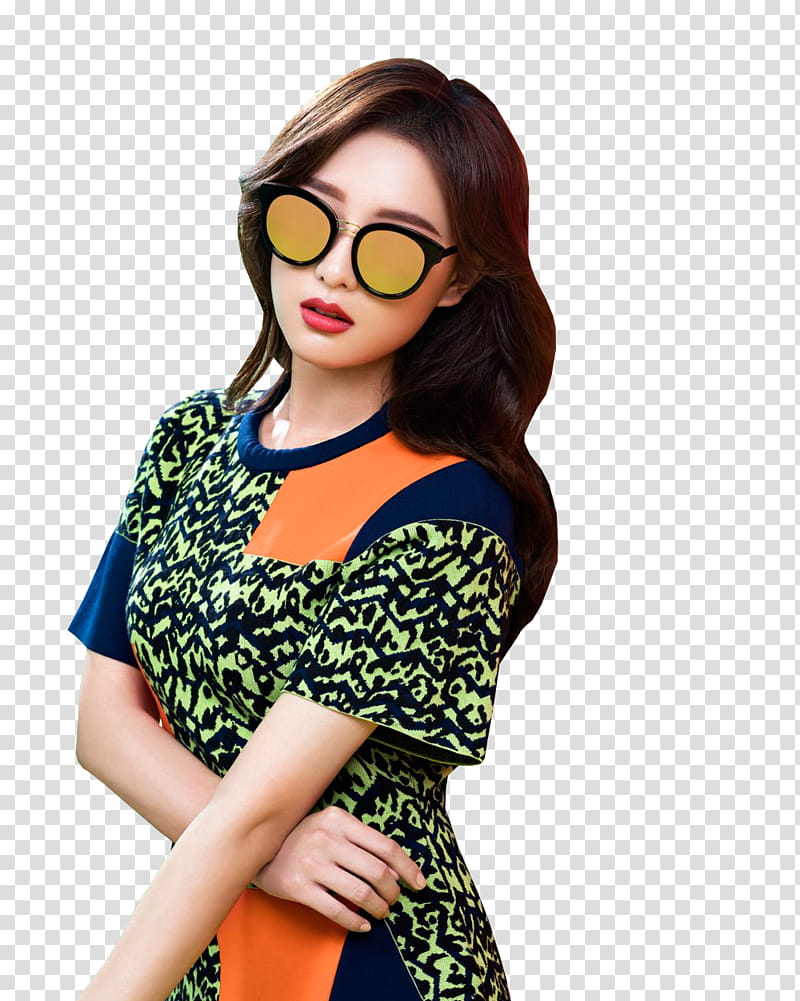 KIM JI WON, woman multicolored top and sunglasses transparent background PNG clipart