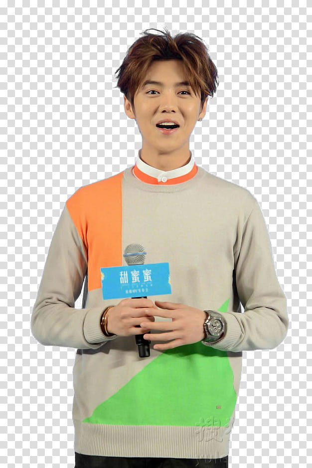 Luhan , man wearing sweater holding microphone with right hand transparent background PNG clipart