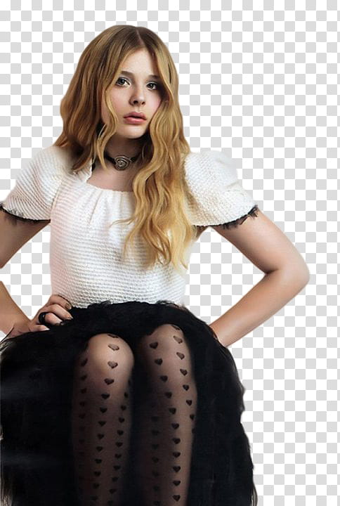 Chloe Moretz, woman wearing white and black dress sitting while arms akimbo transparent background PNG clipart