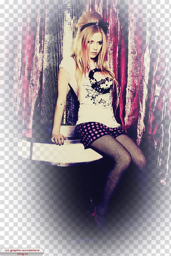 Avril Lavigne n transparent background PNG clipart Avril Lavigne n transparent background PNG clipart