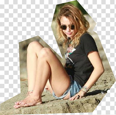 Miley Cyrus Hawai transparent background PNG clipart